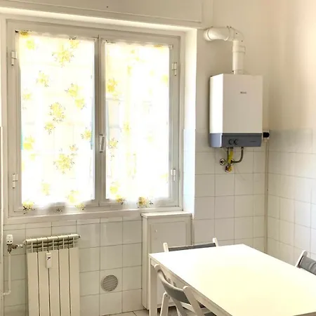 Clara Apartment *